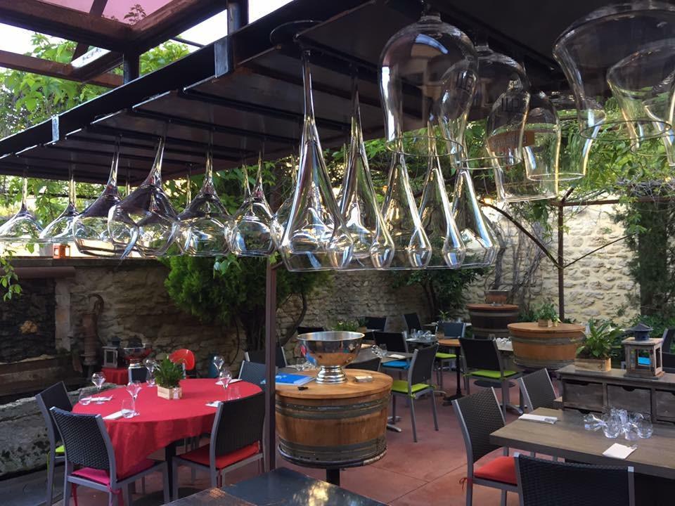 Hotel Le Vieux Bistrot Cabrières-dʼAvignon Exterior foto