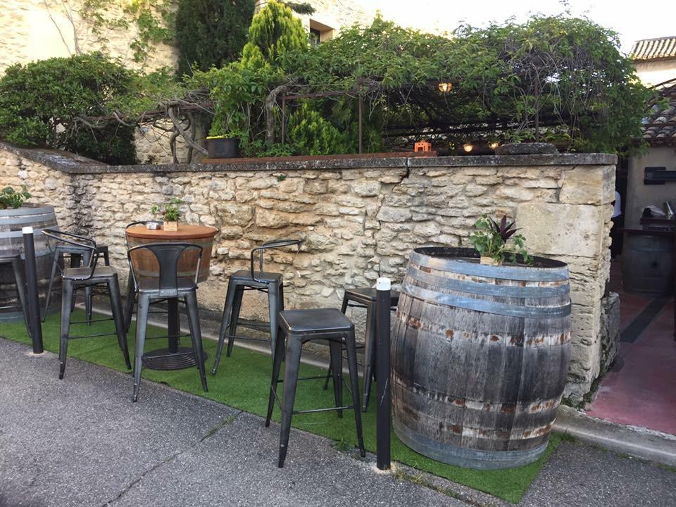 Hotel Le Vieux Bistrot Cabrières-dʼAvignon Exterior foto